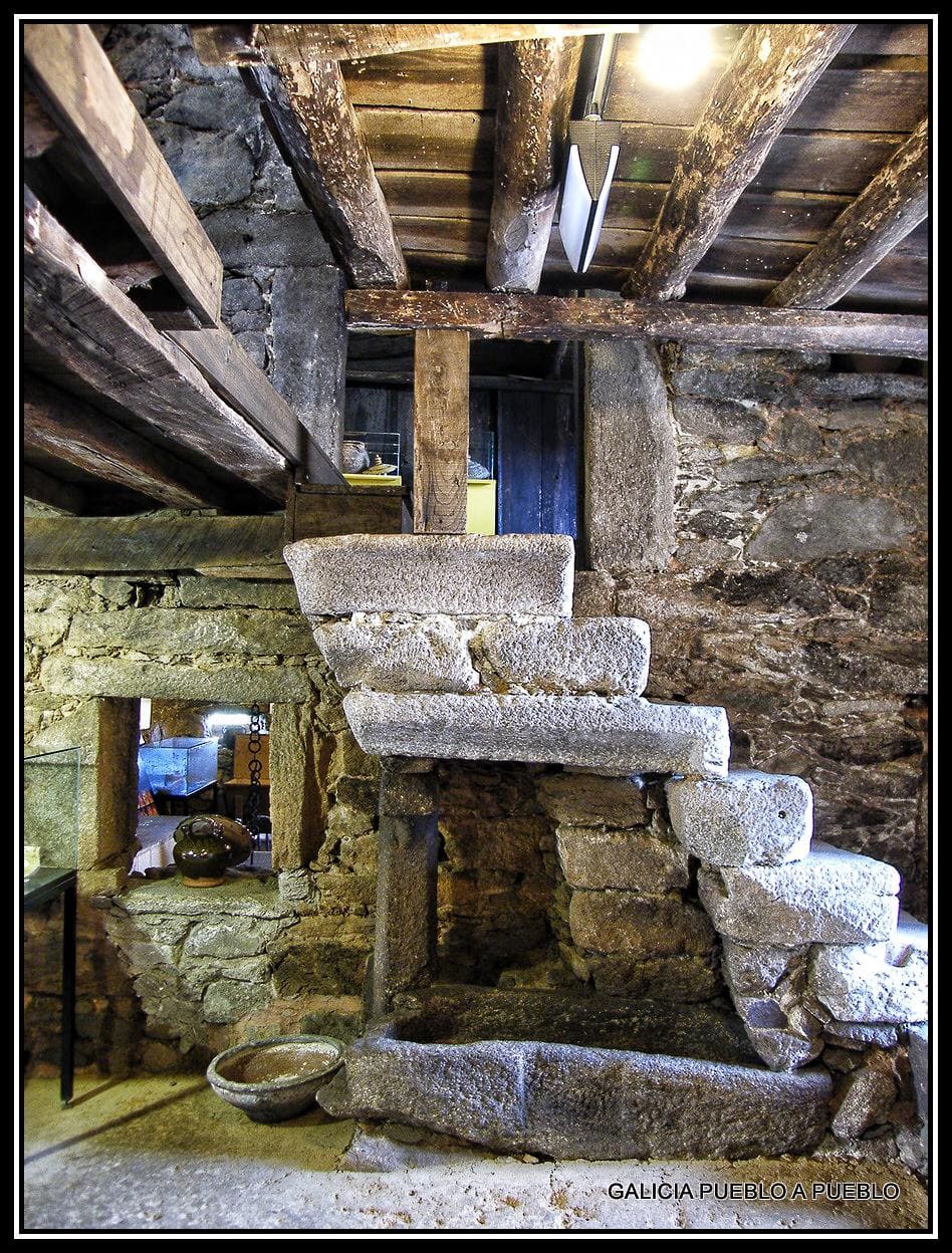 Visita ponteceso con Casa A canteira en la costa da morte A coruña Galicia